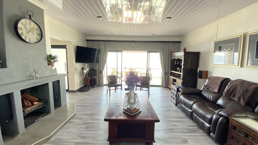 3 Bedroom Property for Sale in Seaforth Western Cape
